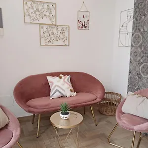 https://oltremare-holiday-home.taorminaitalyhotels.com