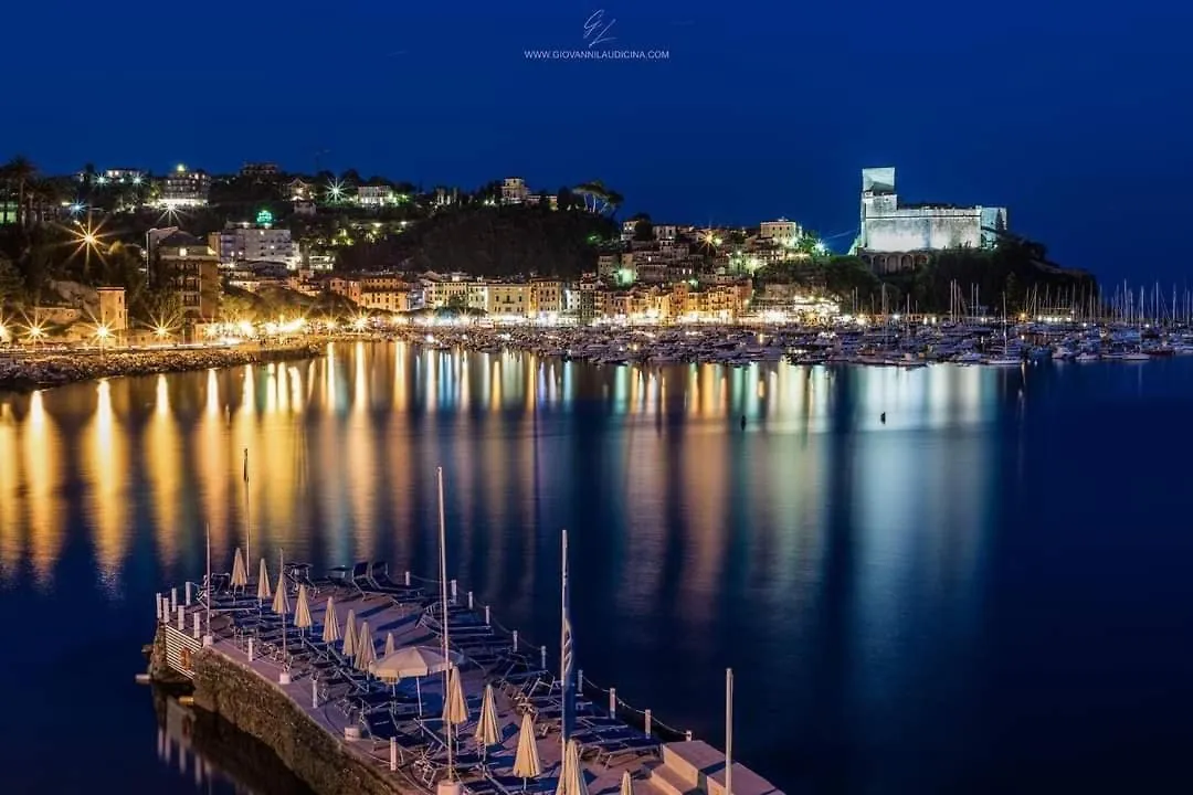 Fantastic Luxury Apartments In Lerici